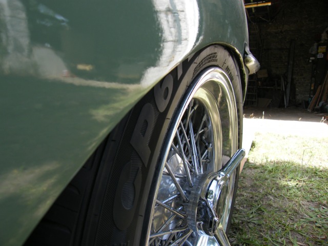 Une jaguar sachant freiner... - Page 2 21a5q7